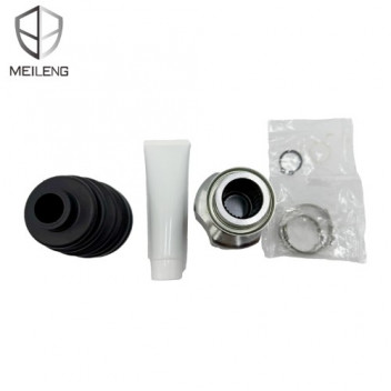 CV JOINT IN MAZDA 3 22 28 43 FEMALE AT